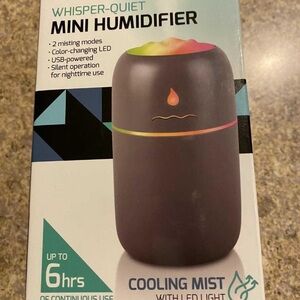 NWOT Color-Changing Mini Humidifier